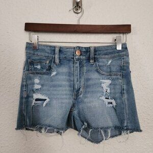 American Eagle 360 Super Stretch Hi Rise Distressed Shorties Size 2